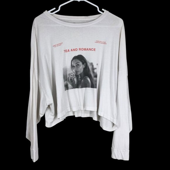 Tea and Romance Graphic Long Sleeve Crop Top Loose Fit Tee, Beachy Loungewear XL - Picture 1 of 6